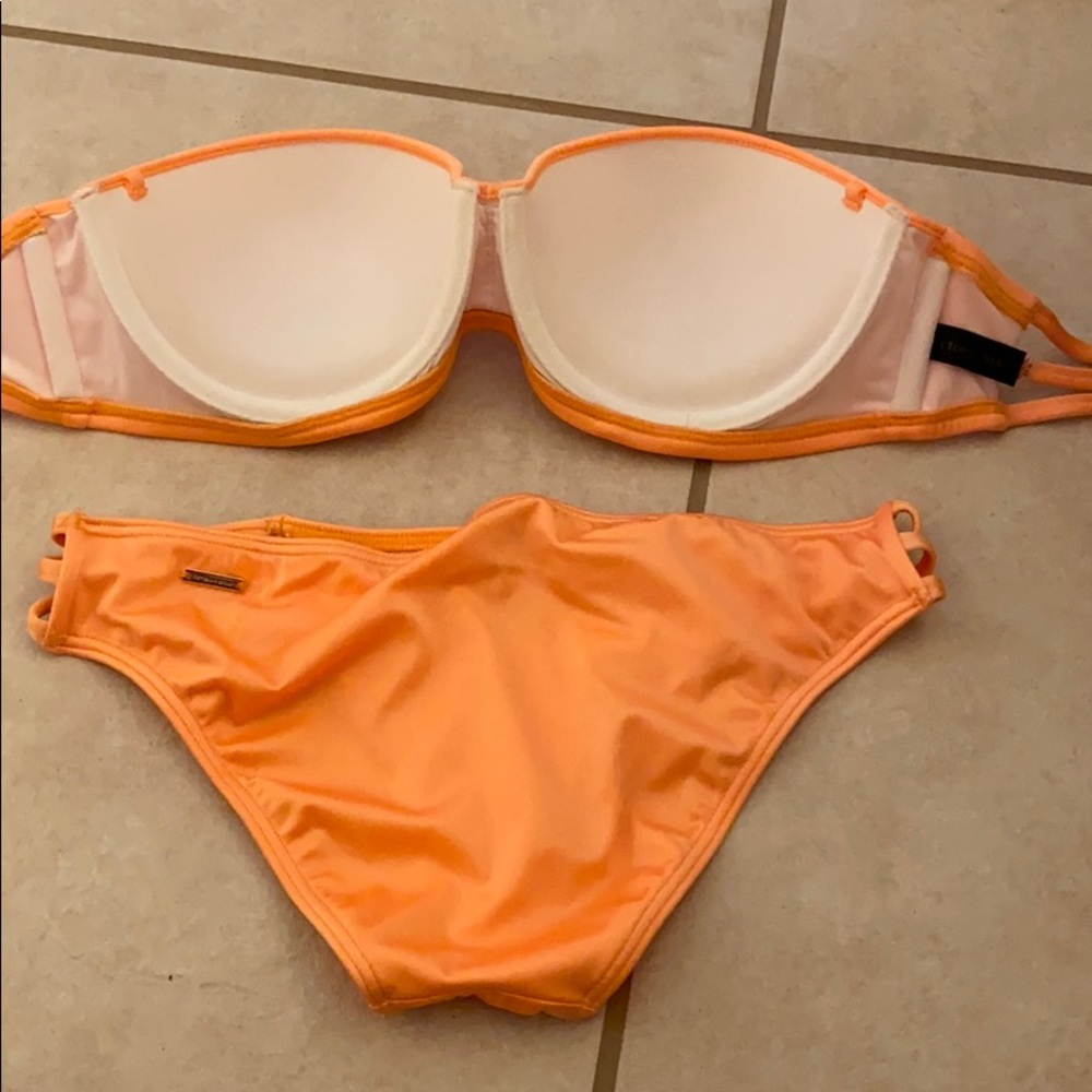 VS bathing suit strapless - Picture 2 of 3